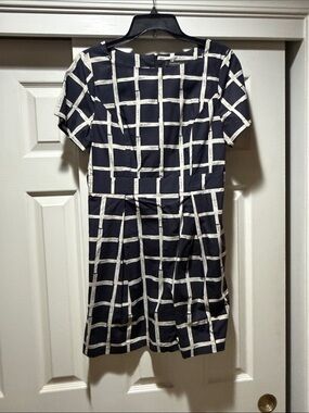 French Connection Classic Black and White Grid Short Sleeve Dress